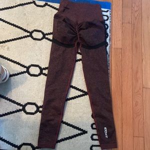 Purple workout leggings, with black stripe. New. Clean XxS